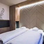 24 By Avenida - Mountain Apartmán
