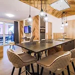 24 By Avenida - Mountain Apartmán