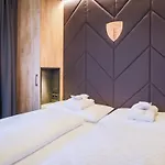 24 By Avenida - Mountain Apartmán