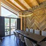 24 By Avenida - Mountain Apartmán