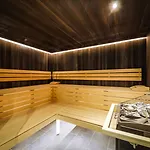 24 By Avenida - Mountain Apartment
