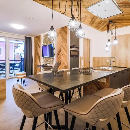 24 By Avenida - Mountain Appartement