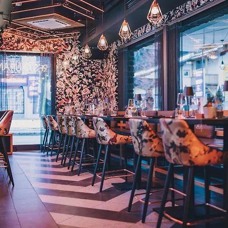 24 バイ アヴェニダ ホテル&レジデンシズ カプルーン バイ アルピン レンタルズ * カプルーン