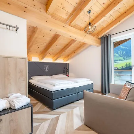 24 By Avenida - Mountain Apartamento Kaprun