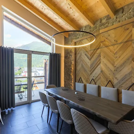 24 By Avenida - Mountain Apartment