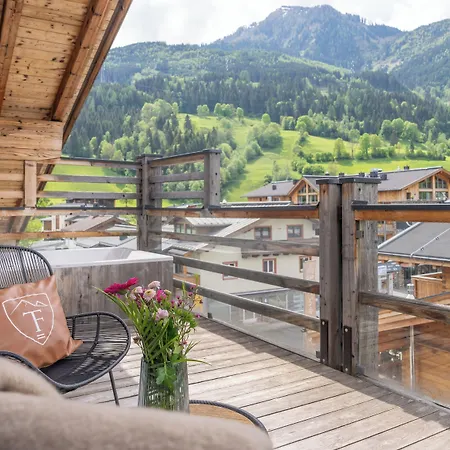 شقة 24 باي أفينيدا، ماونتن هوتل *