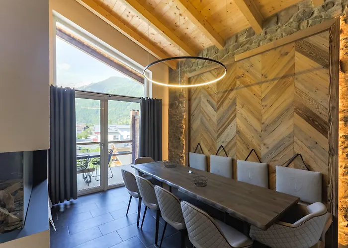 24 By Avenida - Mountain Apartament