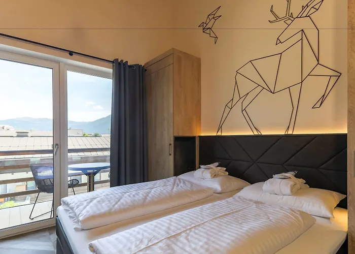 24 By Avenida - Mountain *