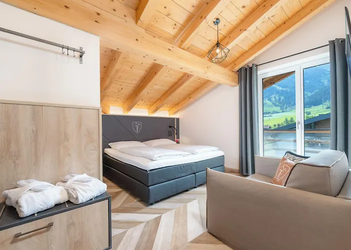 24 By Avenida - Mountain *